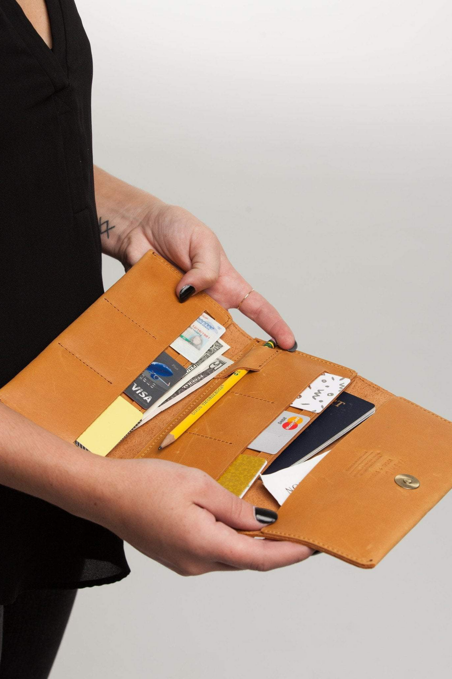 Debre Wallet Cognac